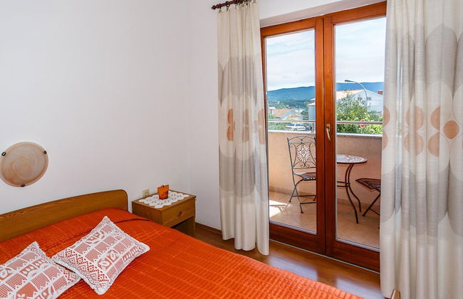 Comfortable and Sunny Krk Apartment - Photo 1