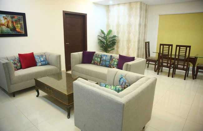 Gulberg Suites - Photo 7