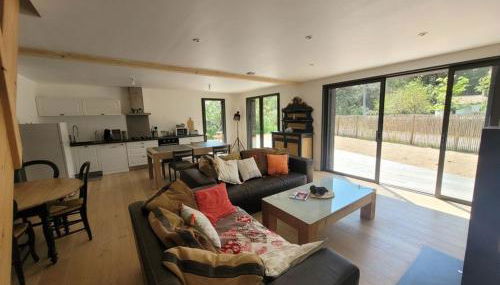 Maison Moderne en Bordure de Forêt, Idéale pour 8/10 Pers, à 2km de la Plage avec WiFi et Terrasse - FR-1-777-6 - Foto 4