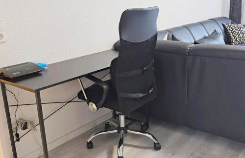 Familienfreundliche geräumige Design-Wohnung mit Balkon im Zentrum - APOLONIAliving - Foto 33