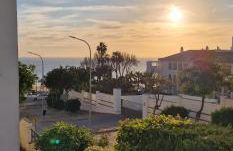 Apartamento con terraza en primera línea de playa - Foto 25