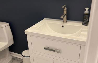 Luxe Central Suburban Retreat - Foto 16