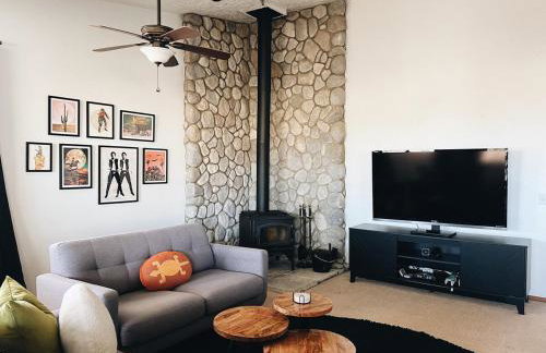 Walk to Pappy's Pioneertown, Spa Cosmic Cowboy - Foto 8