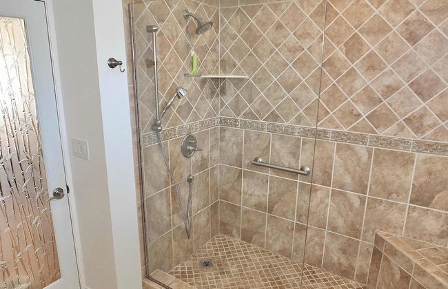 The Belmont Beach Bungalow Pool & Hot Tub! - Foto 14