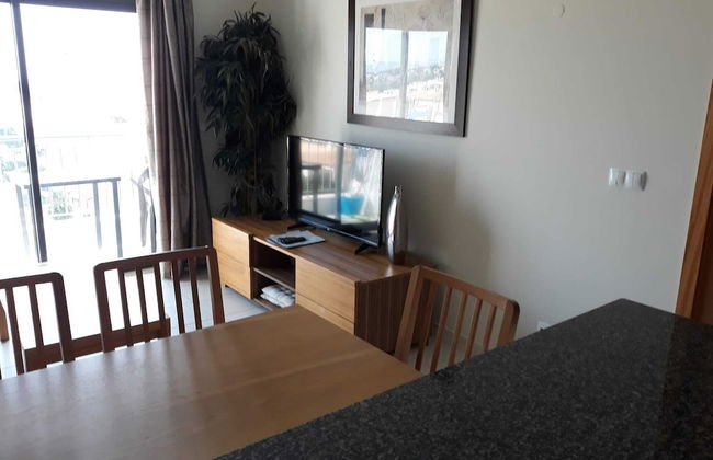 Remarkable 1-bed Apartment in Olhos de Água - Photo 4