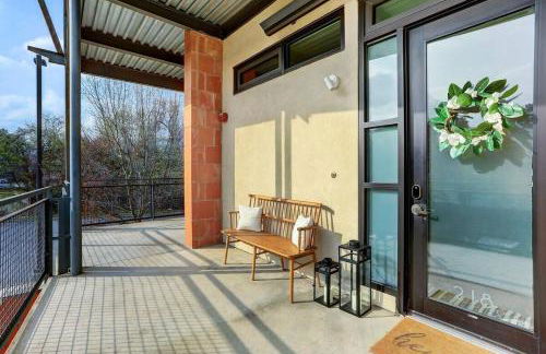 Lamar Treehouse - Photo 39