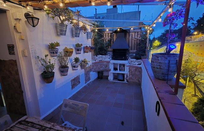 Attic & Terrace BBQ Park Güell BCN Metro - Foto 18