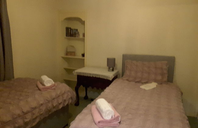 2 Bed Apartment 2 Mins Walk Away From the Beach! - Foto 6