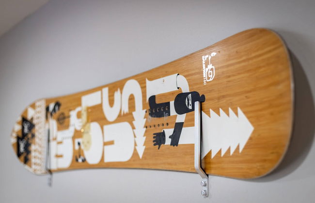 Nestled Pines Retreat Hot Tub, Pool Tahoe, Foosball, +more! - Foto 30