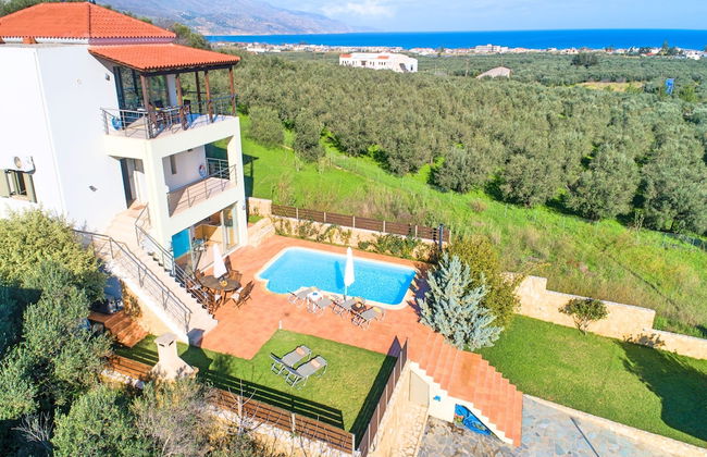 Secret Escape Villa With Heated Pool - Photo 33