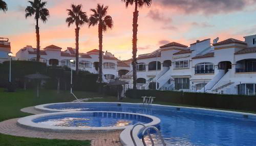 Awesome Apartment In Santa Pola - Photo 3