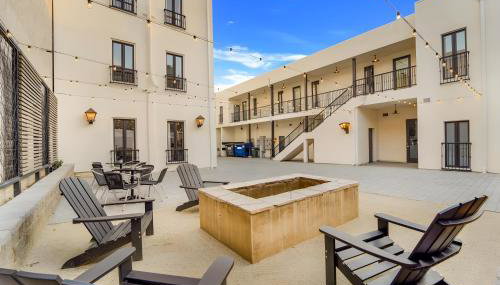 The Artifact Inn - Foto 2