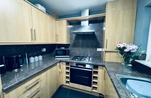 Queens Townhouse - 4 Bedrooms - Sleeps 9 - Foto 16