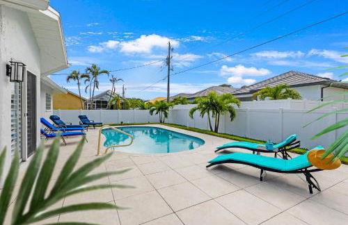 Private Pool｜Near Beach｜Fenced Yard｜Outdoor Living - Foto 8
