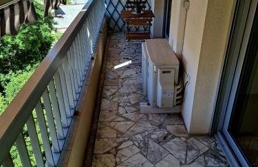 Elegant and comfortable 3 room, beach & transport within walking distance - Photo 25