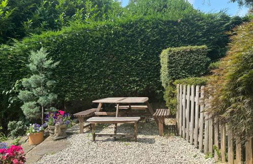 The Garden Apartment, Near Airport & City - Foto 5