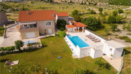 Three-Bedroom Holiday Home In Brstanovo - Foto 2