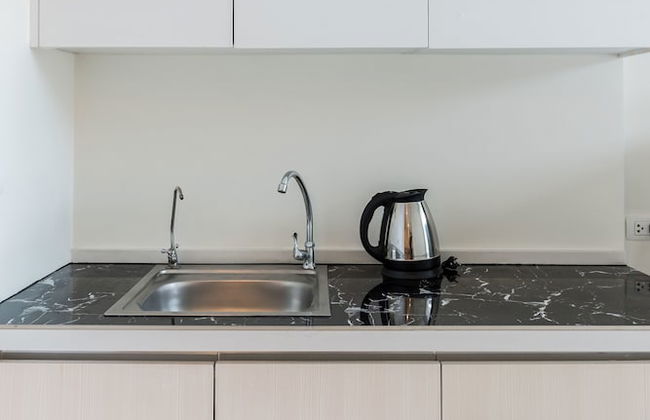 Locals Bangna Elements Srinakarin - Photo 7