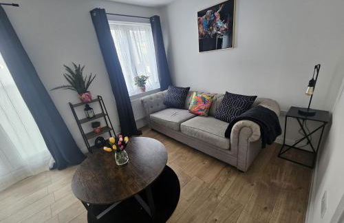 Homington House Long Stays Sleeps 7 Free Parking - Foto 12