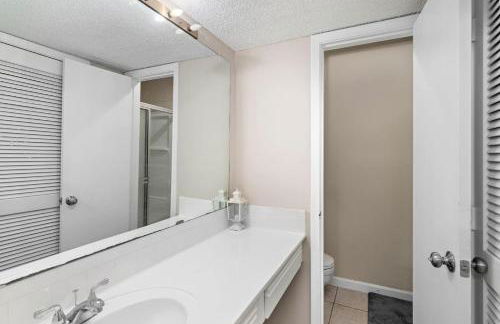 Townhouse in Lenexa by YDSH GuestMind - Foto 24