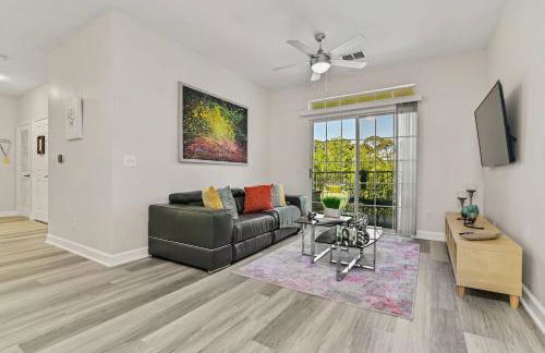 Stylish 3BR Condo Near Disney Pool, Gym & More! - Foto 10