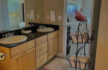 Biloxi Beach Condo - Photo 19