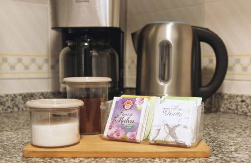 La Perla Apartment, Paradis Park, La Pineda - Ático 1ª línea - Solarium - WiFi - Piscina - Foto 9