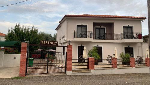 Serenity Studios - Photo 2