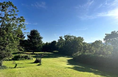 Historic Colonial in the Heart of Ski Country - Foto 19