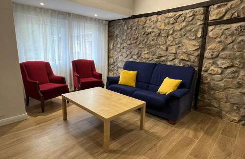 Casa rural Villa Cardil en la entrada del parque Cabarceno - Foto 21