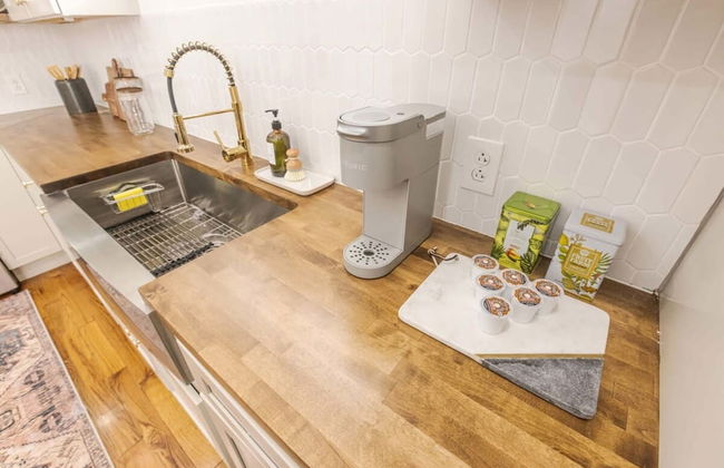 Work Crew Haven Spacious Corporate Lodging - Photo 32