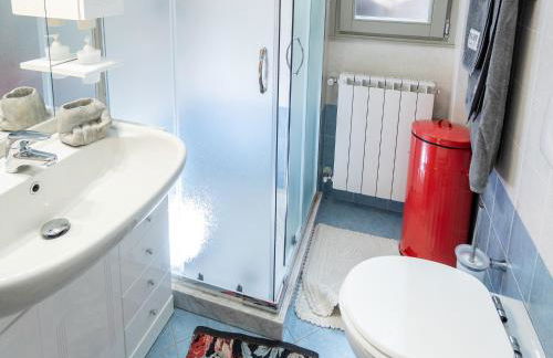 EnjoyIseoLake - Serafino - nice terrace & swimming pool on the Iseo Lake - Photo 15