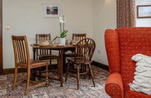 Watermouth Castle, South Court Apartment - Foto 9