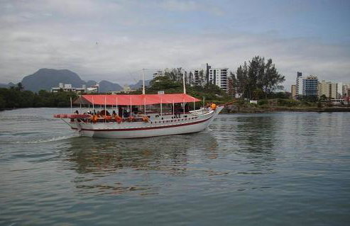 Edf Gil Nogueira-Praia Morro-Guarapari-3º Andar-APTO FTE-SOL MANHA-Piscina-Sauna-02 quartos com Ar -TV Tela Plana-Wi-Fi-Varanda Gourmet -Tela de Proteção - Purificador Água-Airfray-Dois elevadores-01 Garagem-Portaria 24 horas-50 mts da Praia do Morro - Photo 24