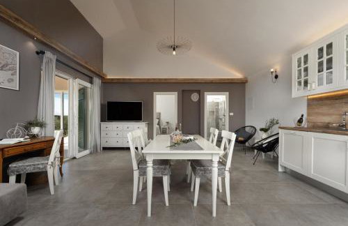 Villa Oliveto with pool - Photo 21