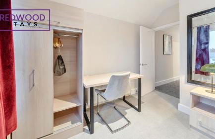 Everest Lodge Serviced Apartments for Contractors & Families, Free WiFi & Netflix By Redwood Stays - Foto 46