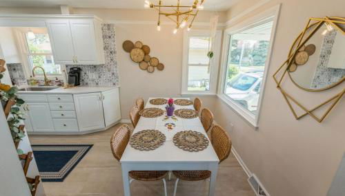 Fully Renovated Scandinavian Inspired Home - Foto 5