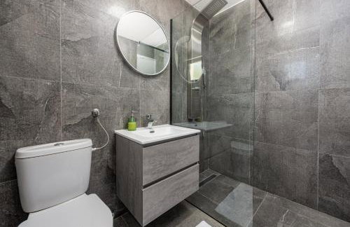 Unique Villa V with large pool - Photo 34