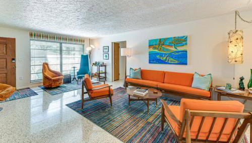 Lanai and Pet Friendly! Retro-Chic Sarasota Home! - Foto 3