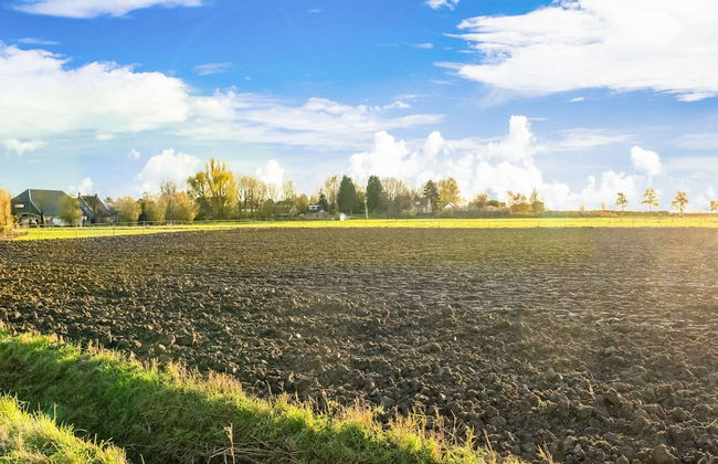 Charming Vacation Home With Terrace - Photo 34