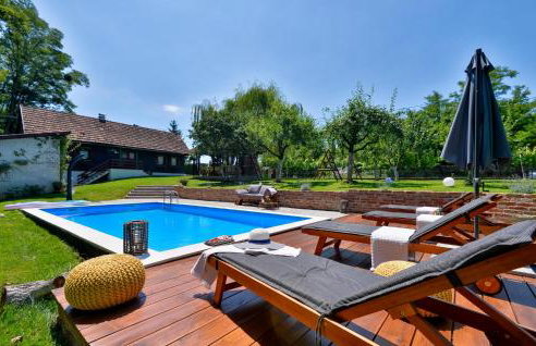 Cozy Home In Kupljenovo - Foto 9