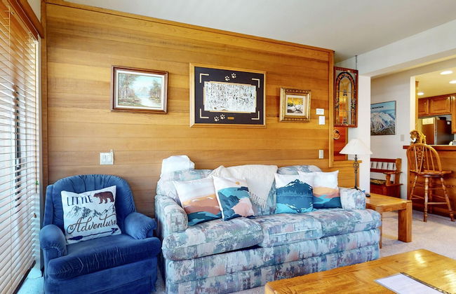 Walk to Mammoth Ski Lifts at Canyon Lodge Condo - Foto 10