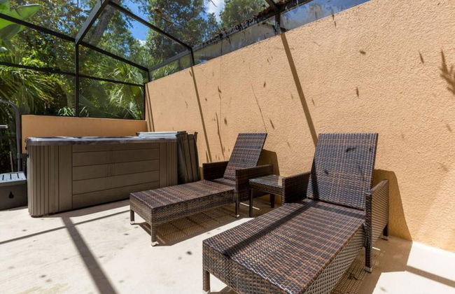 Regal Oaks Retreat Pool Hot Tub Near Disney - Photo 4