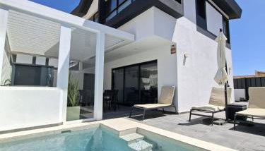 Villas Divela, Ocean View, Private & Heated Pool - Foto 1