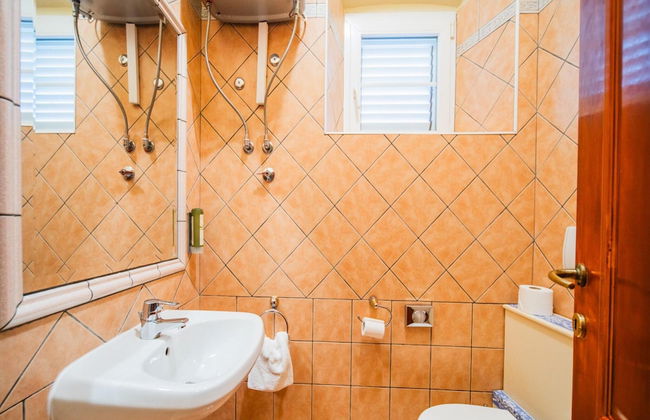 Exclusive Villa with Private Pool & Huge Fenced Property near Dubrovnik - Foto 27