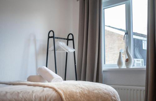 Spacious 3 Bed House, 5mins to HS2/ NEC/Airport. - Foto 19