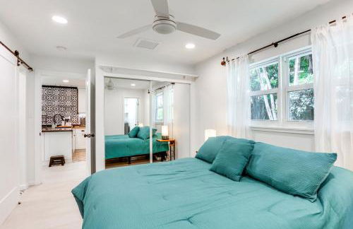 Vibrant North Palm Beach Home about 2 Mi to Beach! - Foto 16