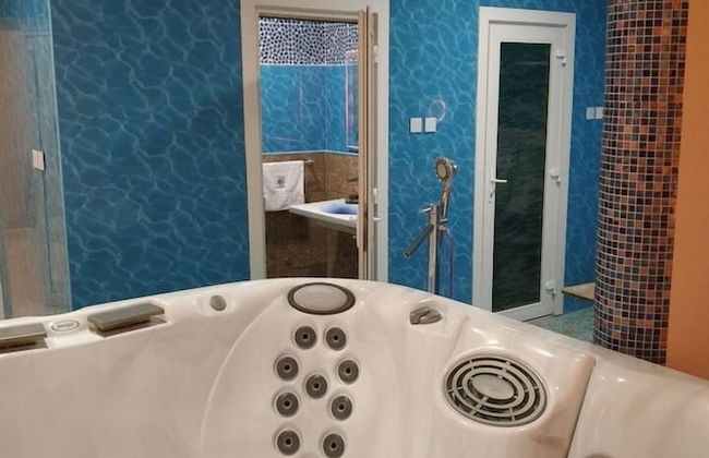 Emirates Hills Lake View Villa - Foto 41