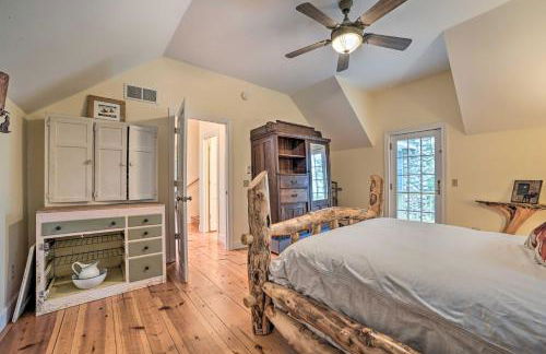 Waterfront Cheboygan Home with Fire Pit - Foto 17