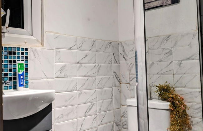 Small 1-bed Apartment in London - Foto 9